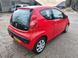 Peugeot 107 1.0L 12V XR bj 31-05-2010 apk 30-06-2023 verkocht