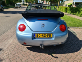 Volkswagen Beetle cabrio 1600 cc   bj 6-2005 apk 6-2022 verkocht