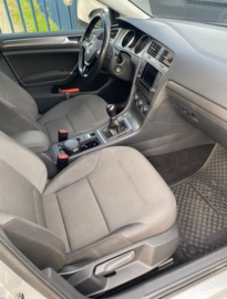 Volkswagen Golf 7  1.4 TSI 140 pk bj 10-2013 apk 2-2027