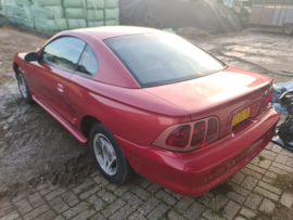 Ford Mustang 3.8 V6 automaat bj 1999 apk 27-5-2023 verkocht