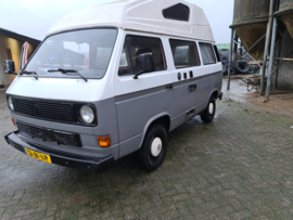 Volkswagen T3 Kampeerauto bj 1983 benzine verkocht