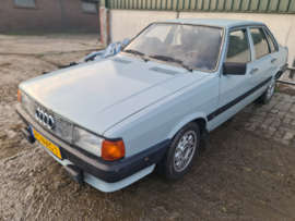 Audi 80 bj 7-1986 1600 cc 5 bak apk 1-2023 verkocht