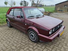 Vollswagen Golf 1 cabrio bj nw Sonerland kap geheel uitgevoerd als nieuw type  1800 injektie Verkocht
