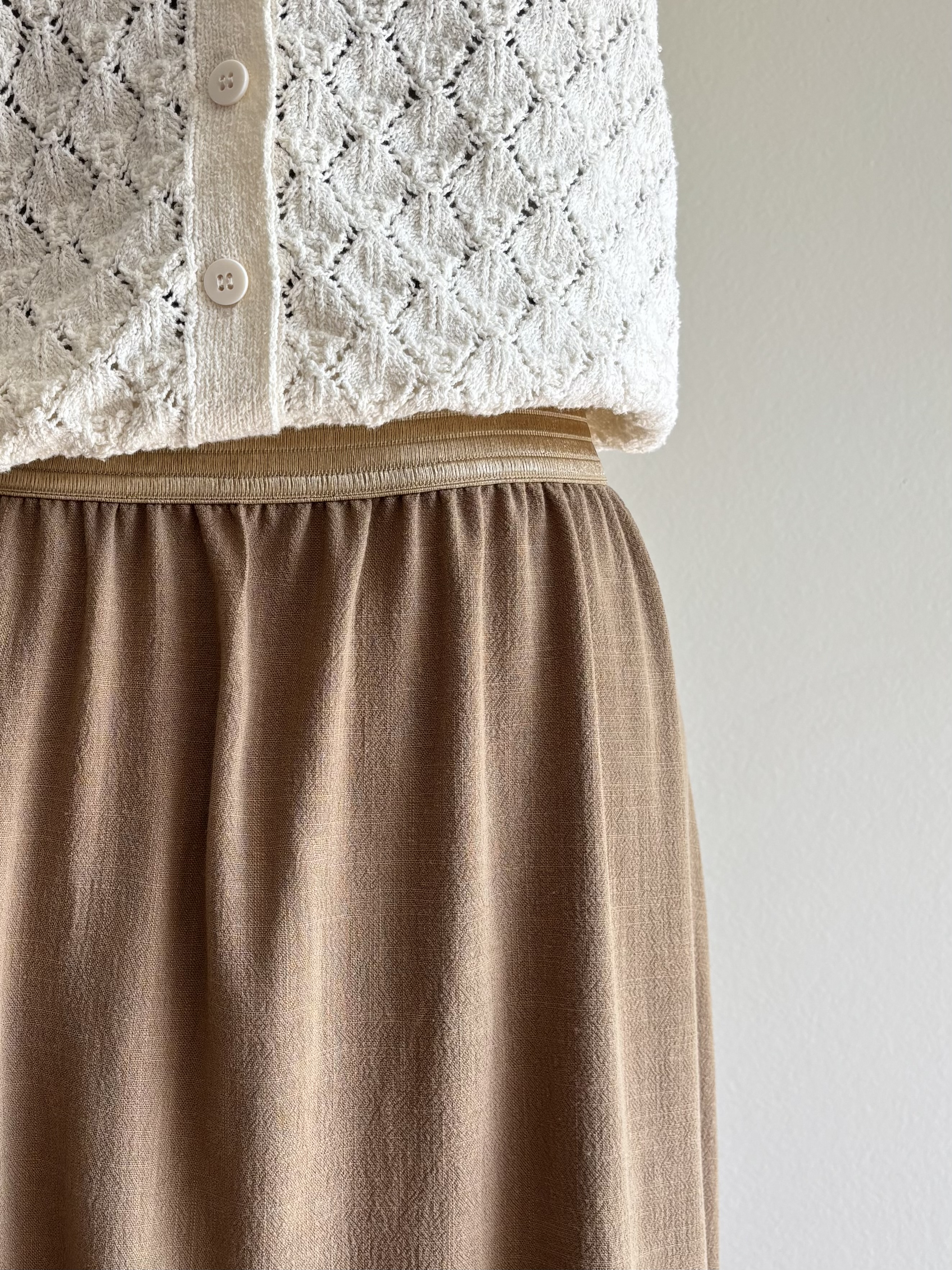 Mocca linnen rok met sierband