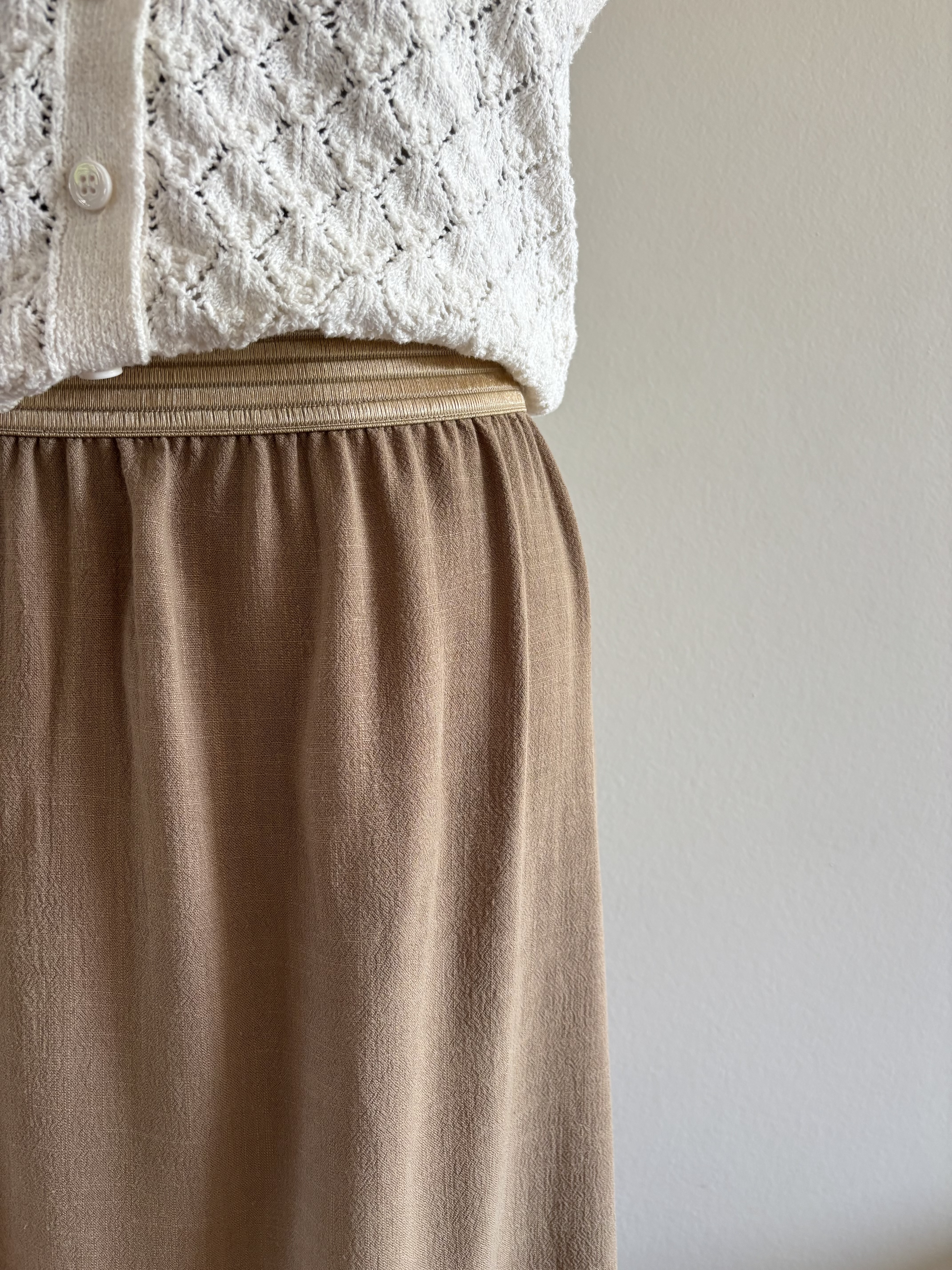 Mocca linnen rok met sierband