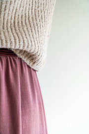 Aubergine linnen rok met sierband
