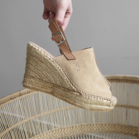 Lynn wedge espadrille in 'Saraha'