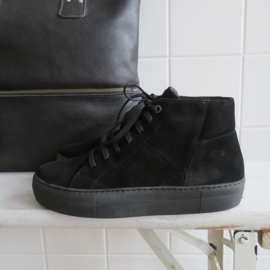 Bo hi top sneaker in 'Black' suede