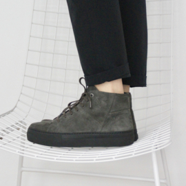 Bo hi top sneaker in 'Catfish' suede