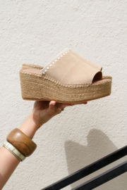 Sarah Crochet platform espadrilles in 'Sahara'