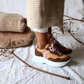 Dacey Chunky sneaker in 'Caramel'