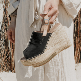 Lynn wedge espadrille in 'Black'