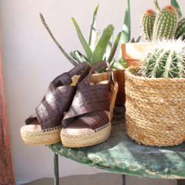 Kyra Croco sleehak espadrilles in 'Coffee'