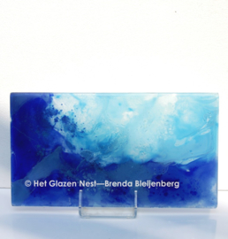 Glasplaat met blauwe lucht