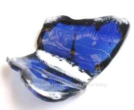 vlinder in blauw, zwart en wit