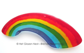 Grote regenboog in glaskunst