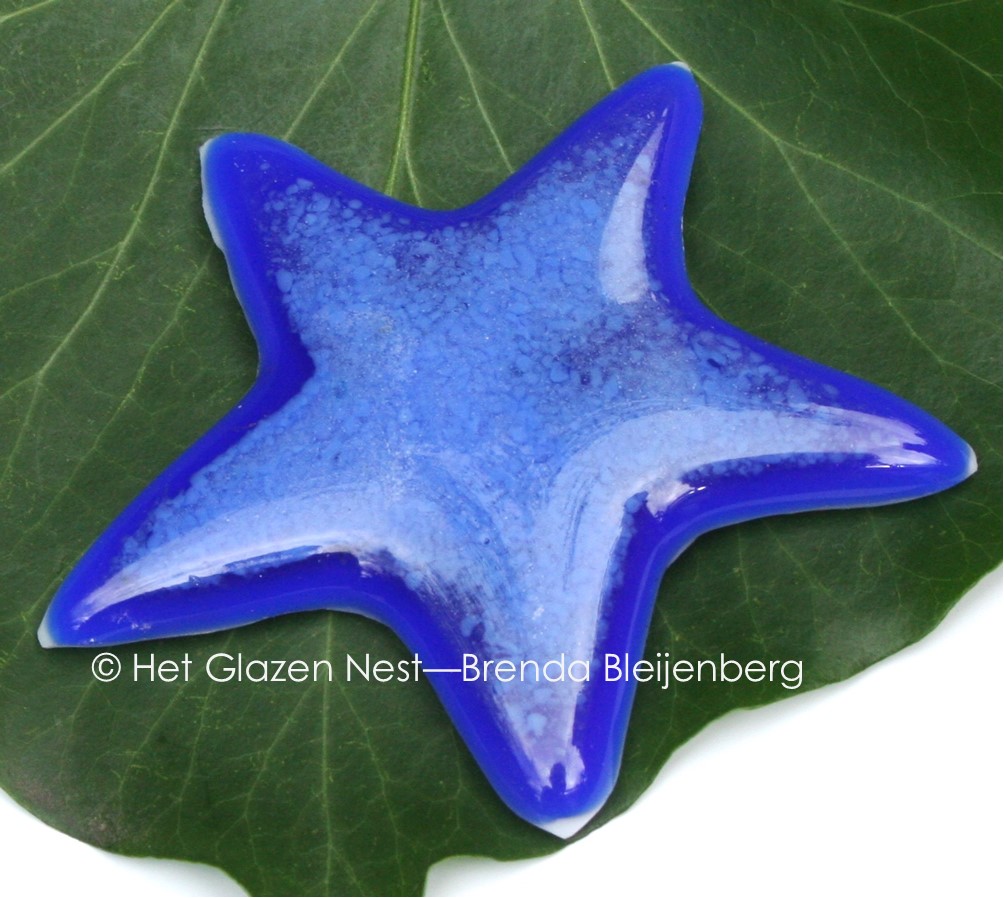 Glazen ster in marine blauw