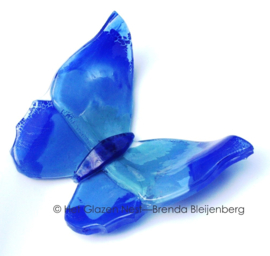 Glazen vlinder in aqua kleuren