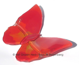 Bijzondere vlinder in rood en oranje glas
