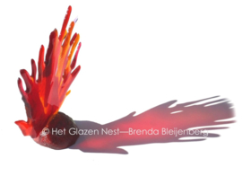 Rood abstract glas als mini urn