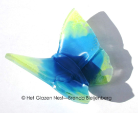 Vlinder in zacht geel en aqua