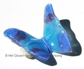 Glaskunst vlinder in lavendel en aqua kleuren
