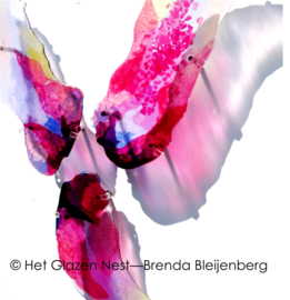 glaskunst in roze en lila