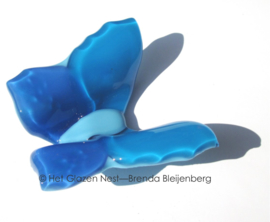 Vlinder in blauwtinten, ondoorzichtig