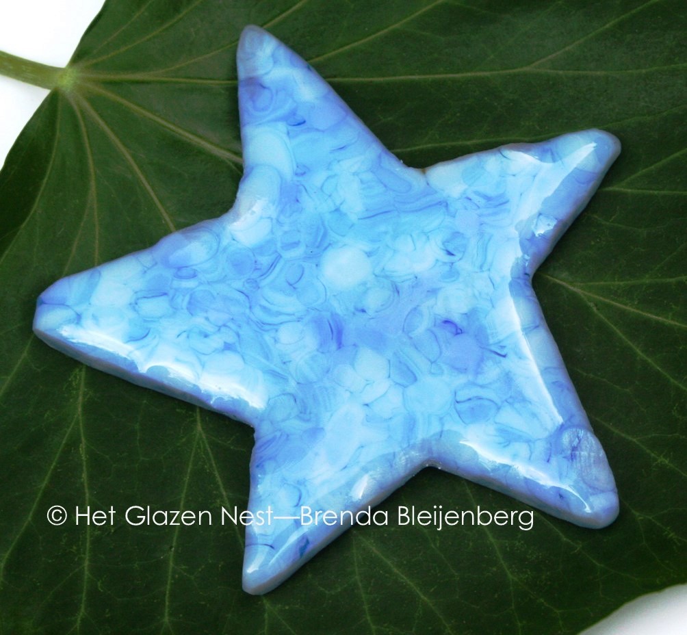 Glazen ster in blauwe kleuren