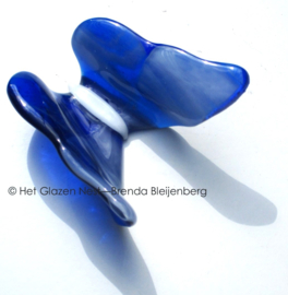 Dansende glazen vlinder
