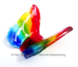 kleine vlinder in regenboog kleuren