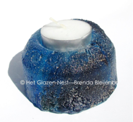 Blauw waxinelichtje als mini urn