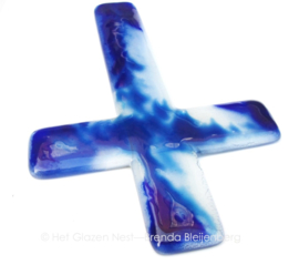 Kruis in blauwe glas