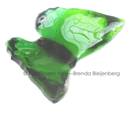 Glas groene vlinder met zware randen
