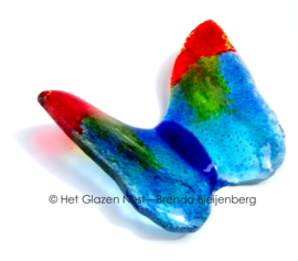 vlinder in blauwe, rood en groen