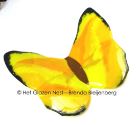 Grote gele vlinder in glaskunst