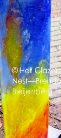 glas zuil in meerdere kleuren