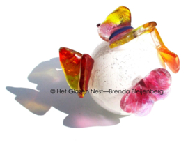 Bol-urn met kleine vlinders