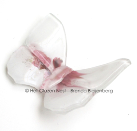 Wit en roze glas vlinder