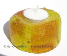 Waxinelichtje in geel glas casting