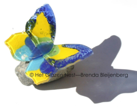 Speels kleurige vlinder van glas