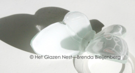 Witte urn vlinder van glas