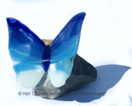 Grote vlinder in blauwe kleuren