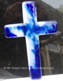Kruis in blauwe glas