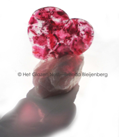 Roze hart in rozenkwarts