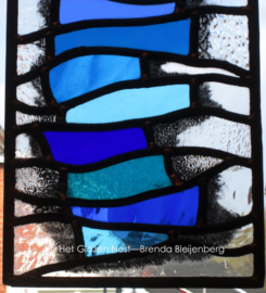 Glas in lood raam “Boekenstapel in blauw“