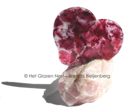 Roze hart in rozenkwarts