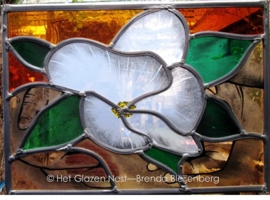 Glas in lood raamhanger “Handen om de lotus”