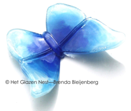 Glazen vlinder in aqua en wit