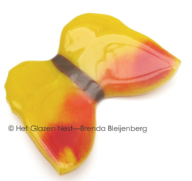 Gele glas vlinder met rode accenten